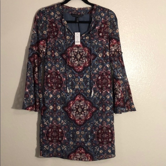 NWT WHBM Medallion Shift Dress W/ Bell Sleeves - Picture 2 of 7